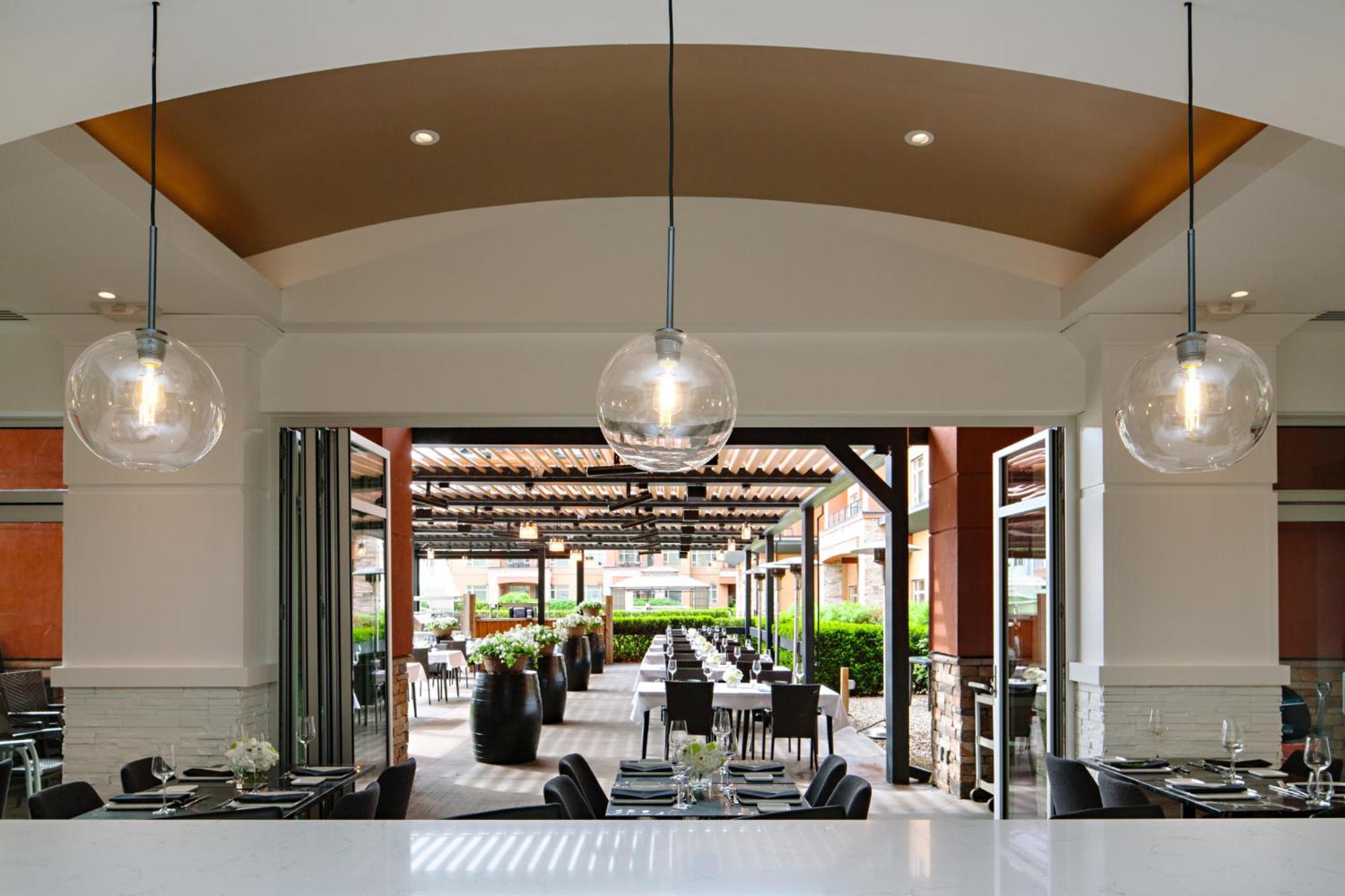 Watermark Beach Resort Osoyoos Eksteriør billede