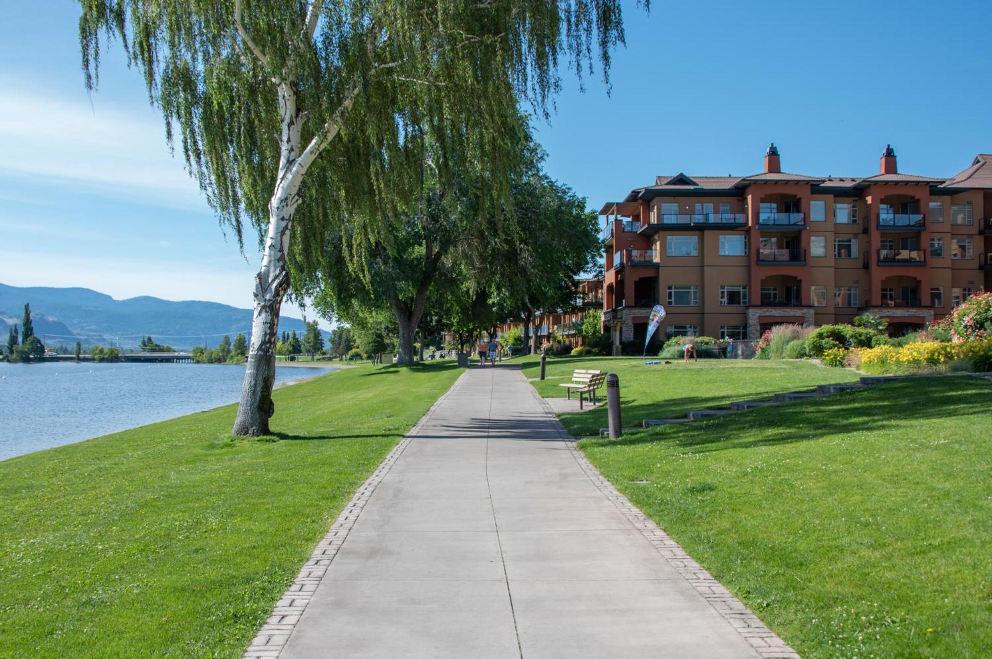 Watermark Beach Resort Osoyoos Eksteriør billede