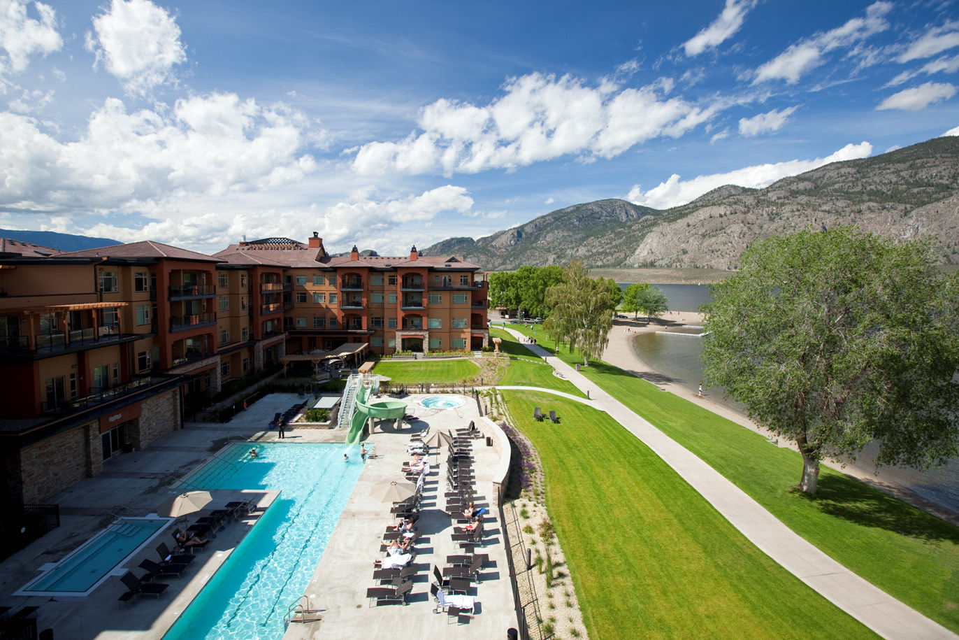 Watermark Beach Resort Osoyoos Eksteriør billede